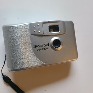 Polaroid Digital 320 Silver Camera